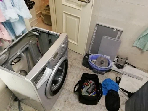 Ремонт стиральных машин Whirlpool в Сестрорецке в октябре