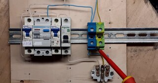 Установка устройства защитного отключения в Сестрорецке в октябре