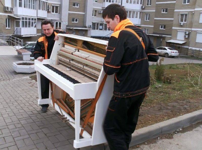 Перевозка пианино и рояля в Сестрорецке — цена от 820 руб., грузчики, упаковка — Мастер24
